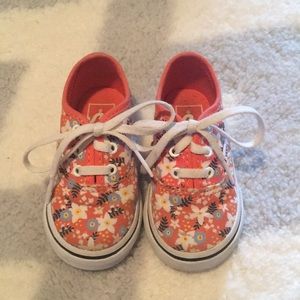 EUC SUPER CUTE Vans, size 5.5 toddler